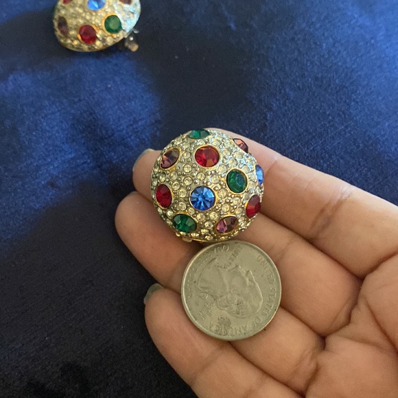 Rhinestone vintage faceted clip on earrings - Picture 5 of 6